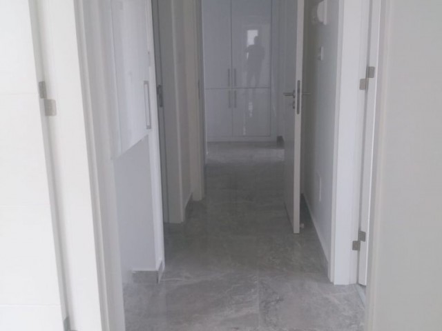 3+1 Wohnung in Nikosia Gehrung 60.500 Pfund ** 