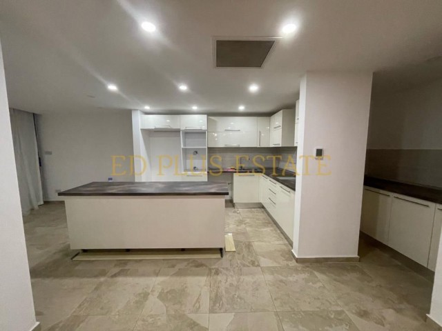 Flat To Rent in Girne Merkez, Kyrenia