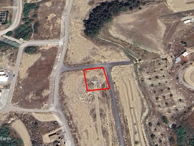 702 m2 Corner Plot for Sale in Hamitköy, Nicosia