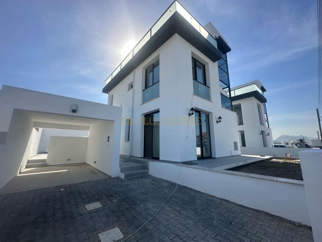 4+1 neue Villa mit Meerblick und Pool zum Verkauf in Çatalköy, Kyrenia