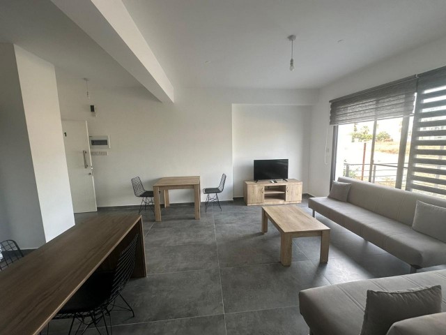 Lefkoşa Hamitköy'de Giriş Katı Full Eşyalı 2+1 Kiralık Daire