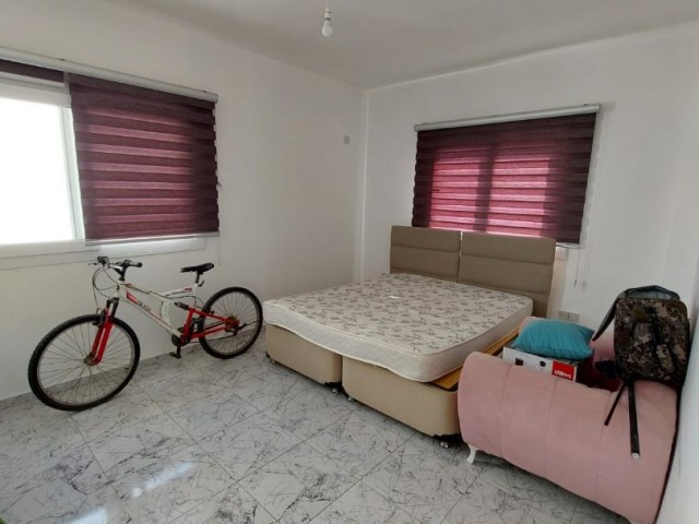 Lefkoşa K.Kaymaklı'da Full Eşyalı Kiralık 2+1 Daire