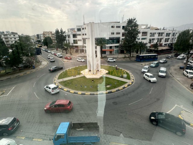 Büro Mieten in Küçük Kaymaklı, Nikosia
