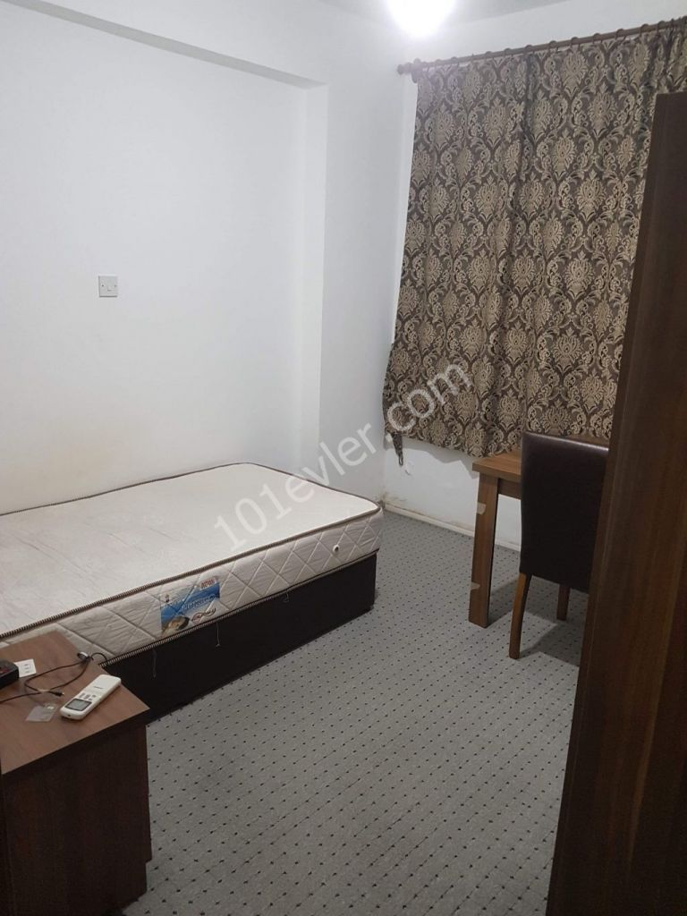 3+1 large flat in the center of Nicosia , lefkoşa furnished