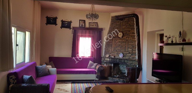 Detached House For Sale in Çatalköy, Kyrenia