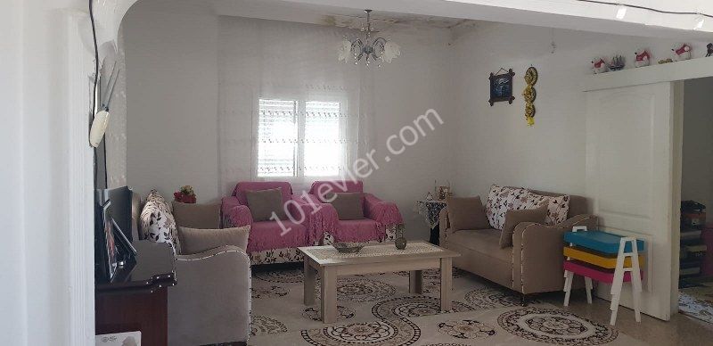 Detached House For Sale in Çatalköy, Kyrenia