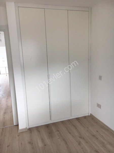 GİRNE'DE SATILIK 3+1 YENİ DAİRE