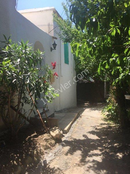 Detached House To Rent in Bellapais, Kyrenia