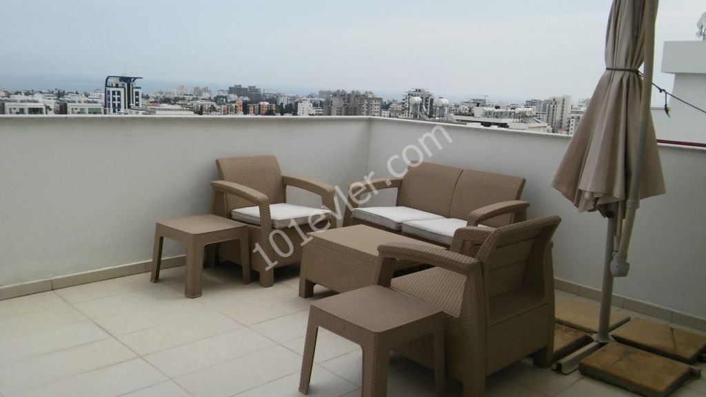 GİRNE MERKEZDE KİRALIK EŞYALI 3+1 PENTHOUSE 