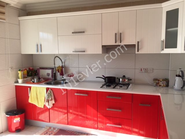 GİRNE PATARA SİTESİ'NDE SATILIK 4+1 PENTHOUSE