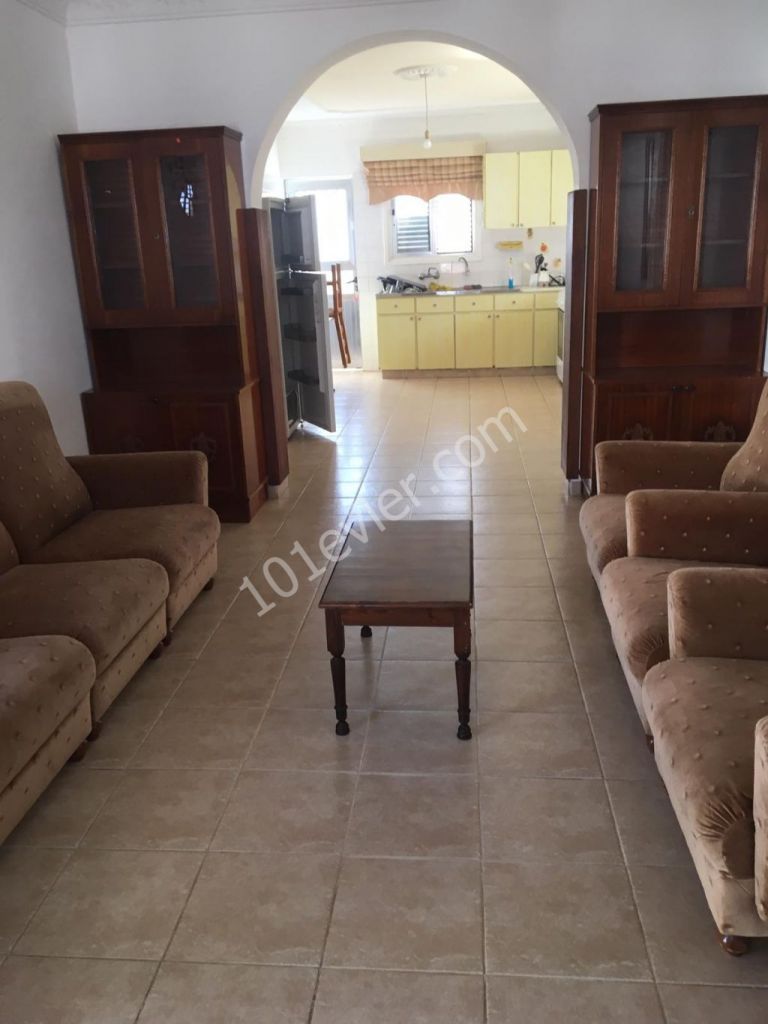 Detached House To Rent in Karakum, Kyrenia