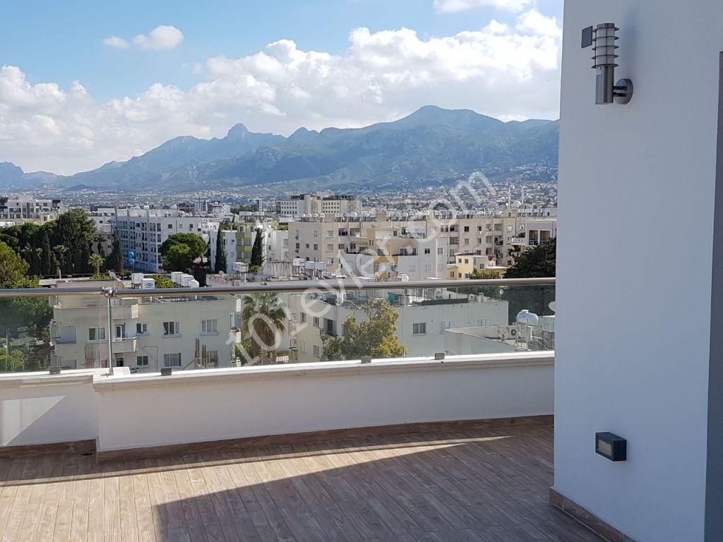 Penthouse For Sale in Girne Merkez, Kyrenia