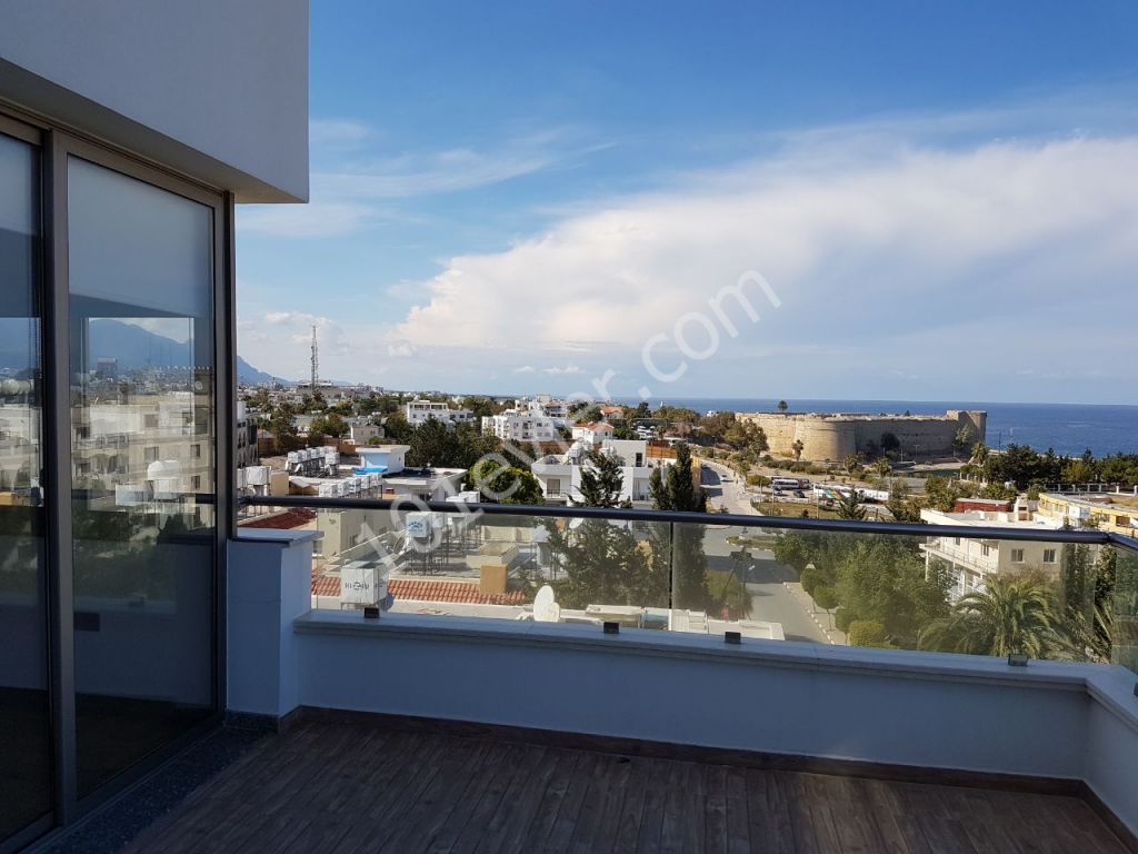 Penthouse For Sale in Girne Merkez, Kyrenia