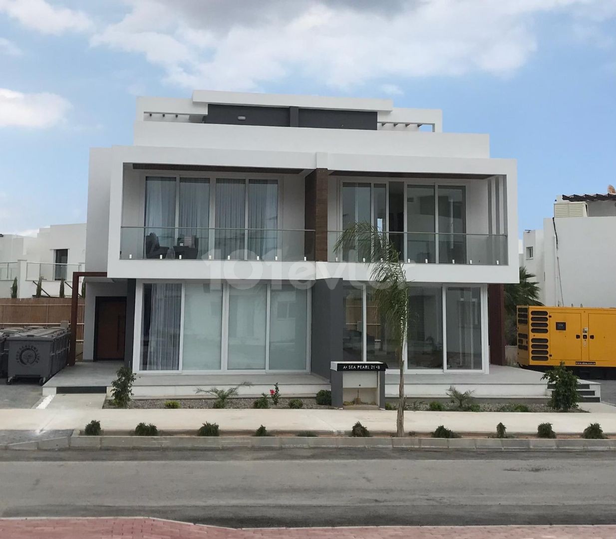 Вилла Твин Продается in Alsancak, Кирения