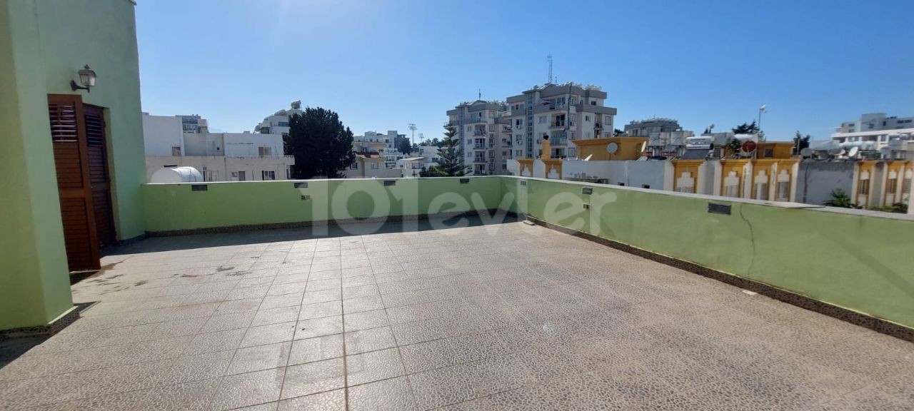 Penthouse Kaufen in Girne Merkez, Kyrenia