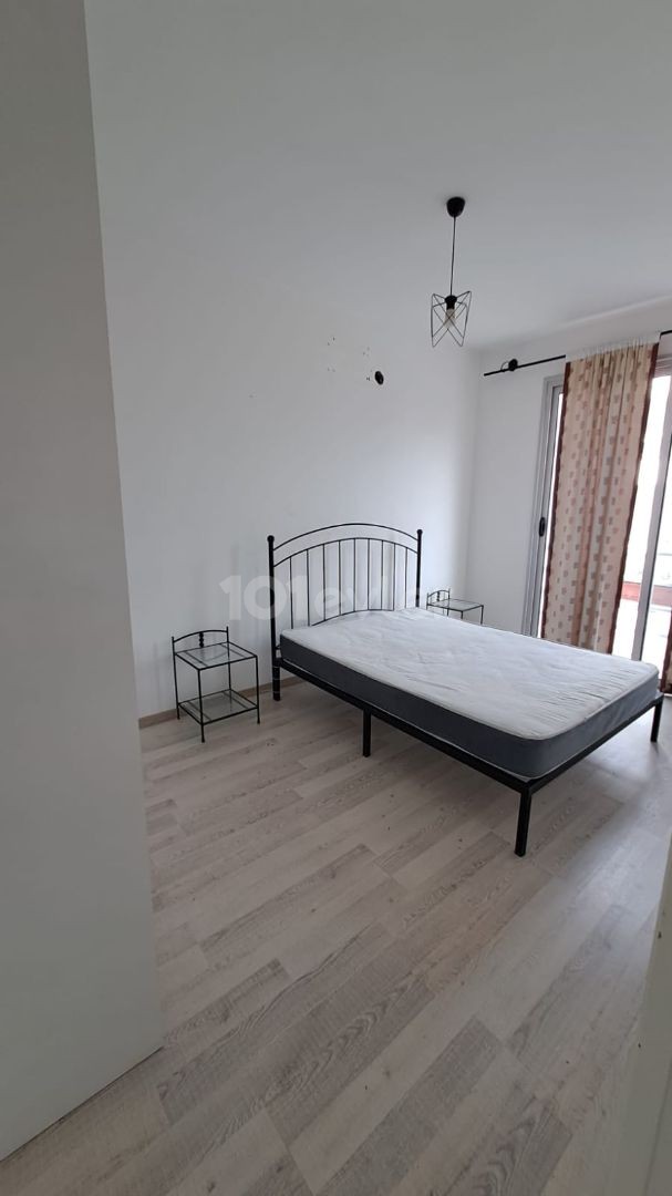 GİRNE ÇATALKÖY'DE SATILIK 1+1 DAİRE