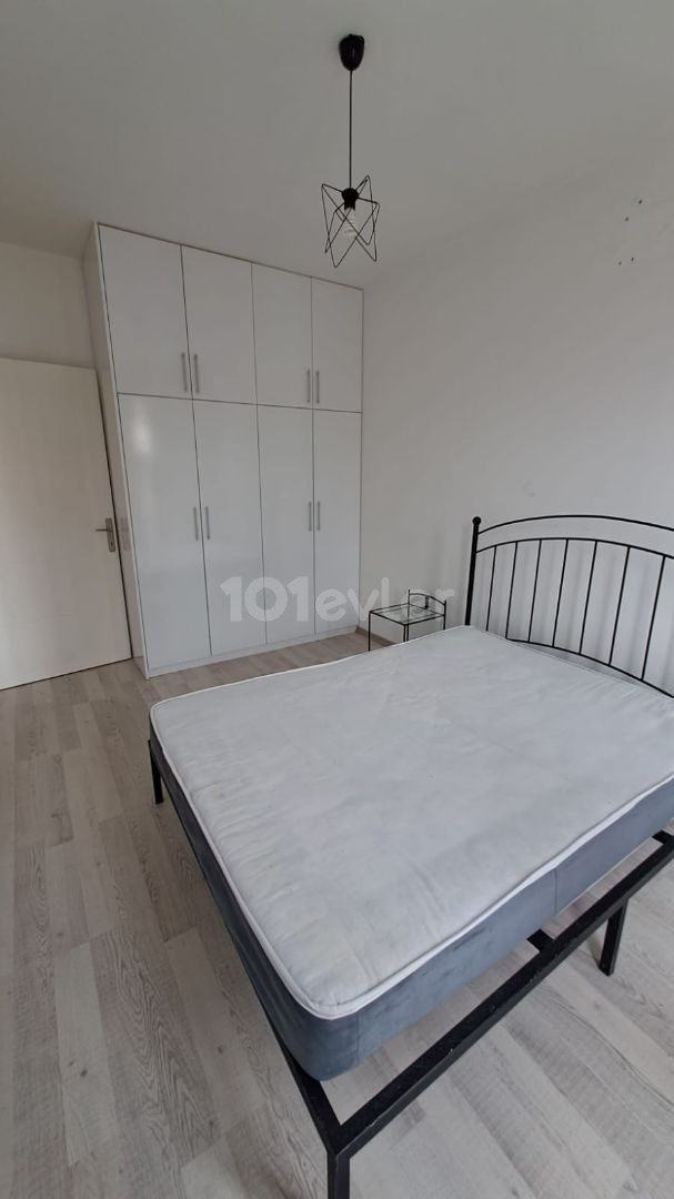 GİRNE ÇATALKÖY'DE SATILIK 1+1 DAİRE