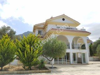 3 bed luxury villa with swimming pool, Zeytinlik