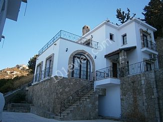 Villa with communal swimming pool