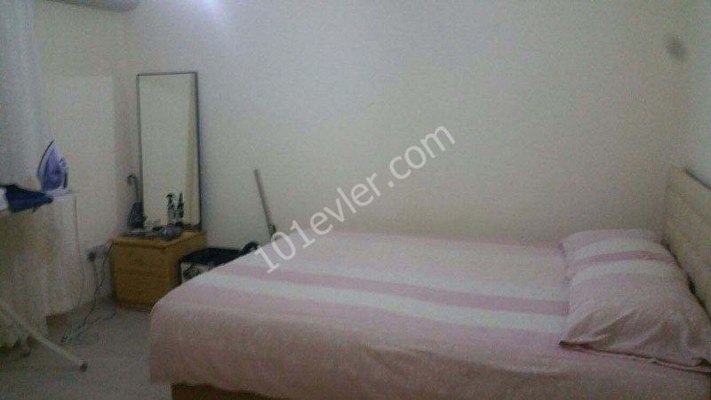 Girne merkezde satılık 3+1 daire