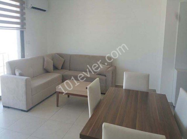 Girne merkezde satılık 2+1 deniz manzaralı daire