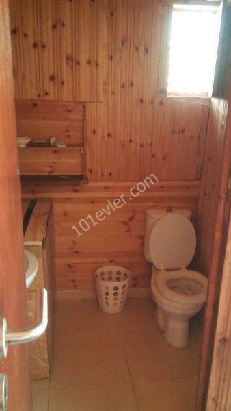 YEŞİLTEPE'DE SATILIK HAVUZLU 4+1 BUNGALOW 