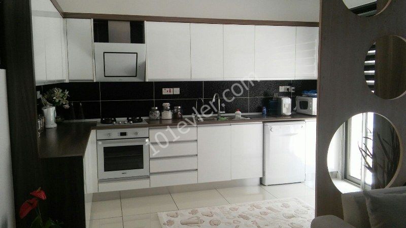 Flat For Sale in Girne Merkez, Kyrenia