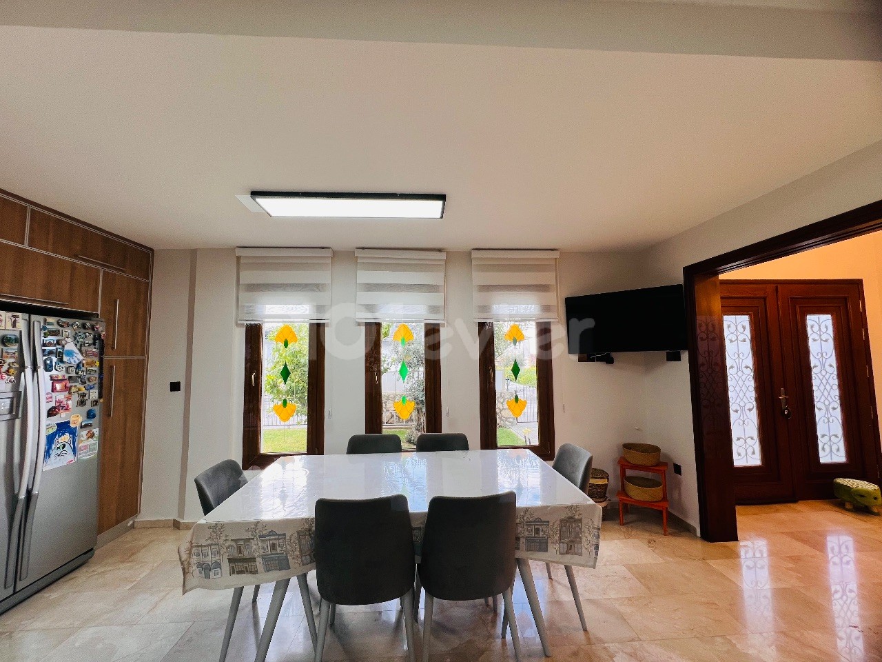 Lapta da kiralık full eşyalı bahçeli muhteşem villa