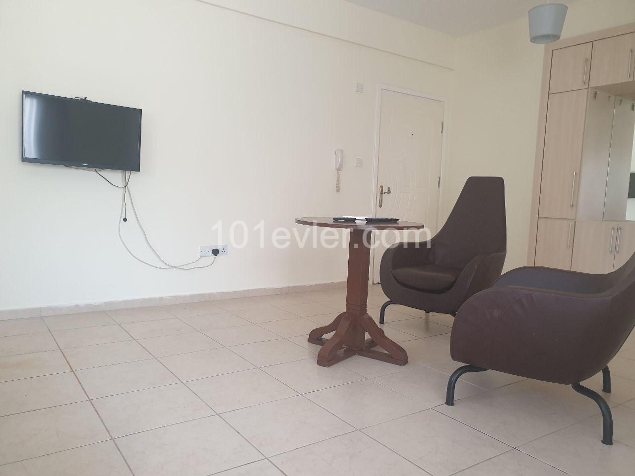 3 bedroom flat with spacious balcony, fully furnished.