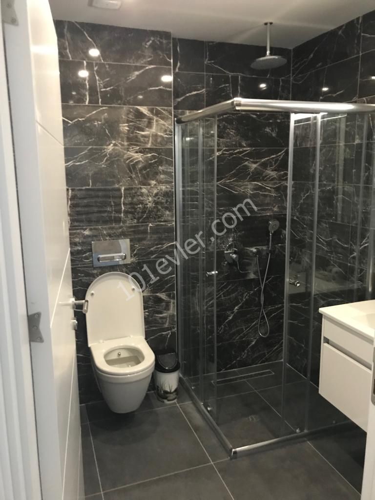 1+1 flat for rent in Kyrenia city center (Carrington 22)