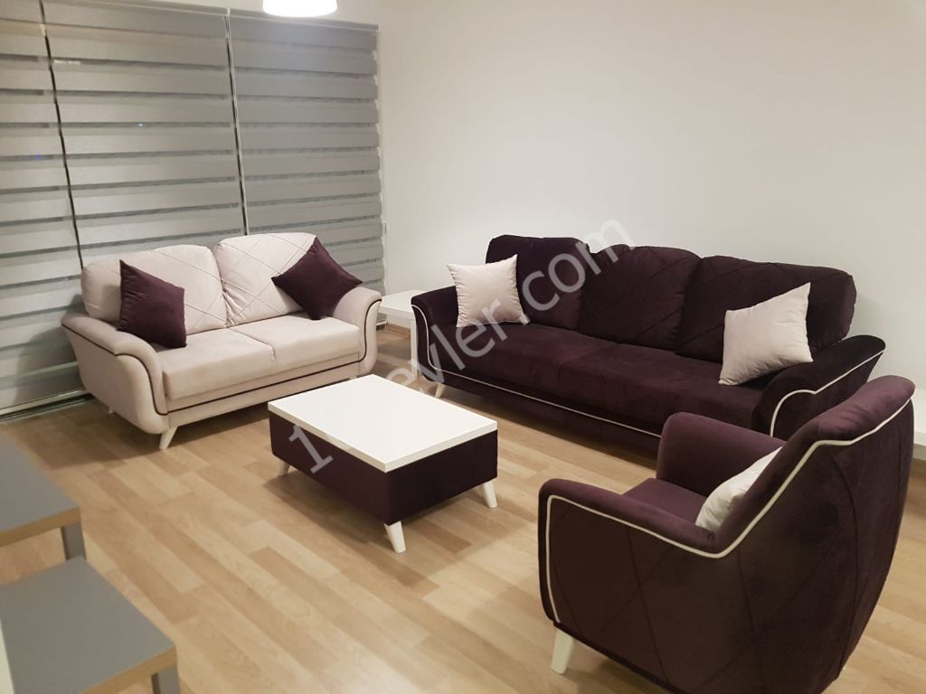 3 + 1 LUXUSWOHNUNG ZUR MIETE IM ZENTRUM VON KYRENIA ** 