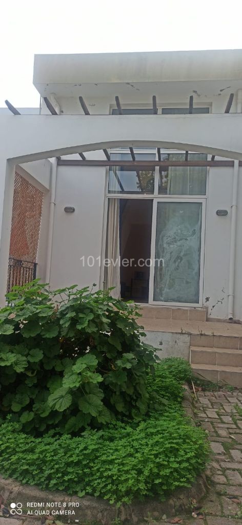 Flat For Sale in Çamlıbel, Kyrenia