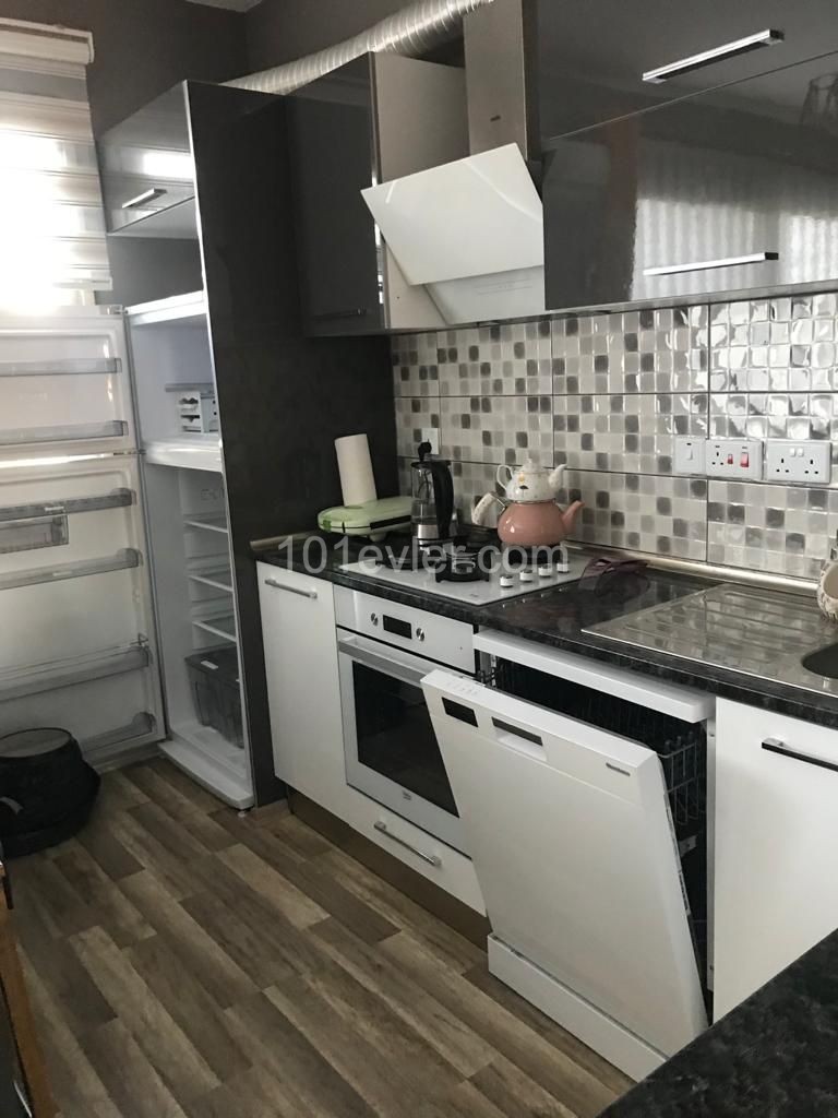 GİRNE/ÇATALKÖY'DE   KİRALIK  2+1 EŞYALI  DAİRE