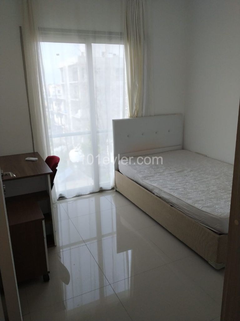 Flat To Rent in Girne Merkez, Kyrenia