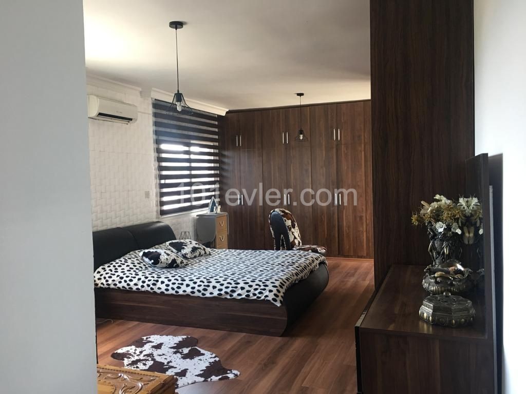 THE PRICE HAS DROPPED !FURNISHED DETACHED VILLA WITH 3 +1 POOL IN KYRENIA/ZEYTINLIK ** 