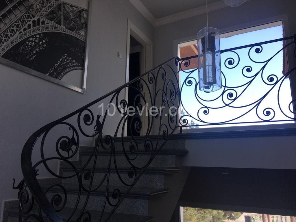 THE PRICE HAS DROPPED !FURNISHED DETACHED VILLA WITH 3 +1 POOL IN KYRENIA/ZEYTINLIK ** 