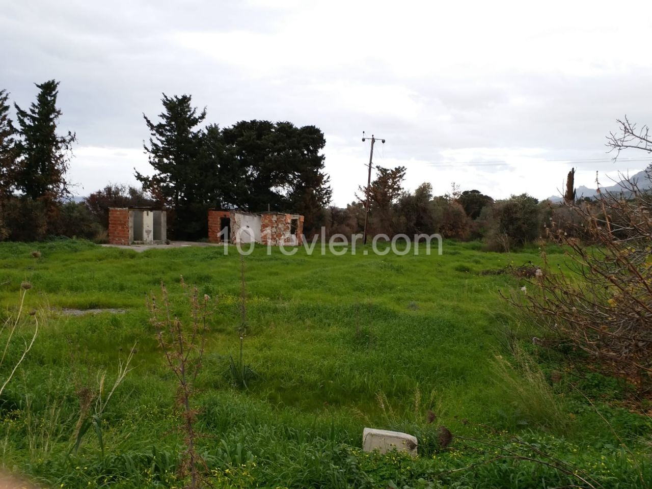 2 DECARES OF LAND FOR SALE IN LAPTA CENTRAL LOCATION 1400 SQUARE METERS ** 