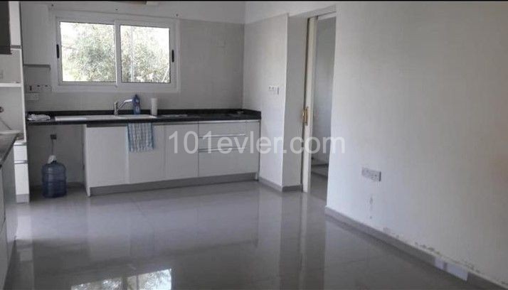 Detached House For Sale in Güzelyurt Merkez, Guzelyurt