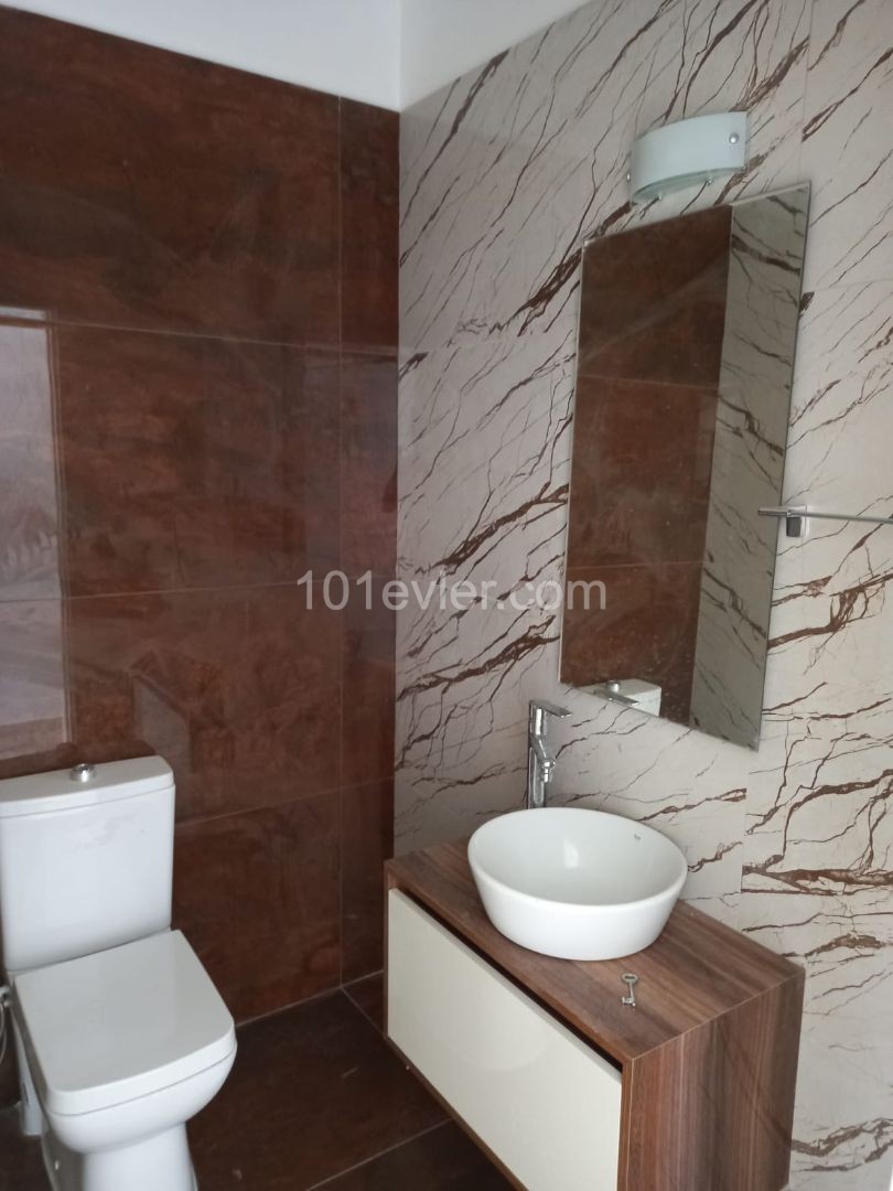 TÜRK KOÇAN ! GİRNE MERKEZ'DE 2+1  3+1  VE   PENTHOUSE  75.000 'STG BAŞLAYAN FİYATLARLA SATILIK DAİRELER