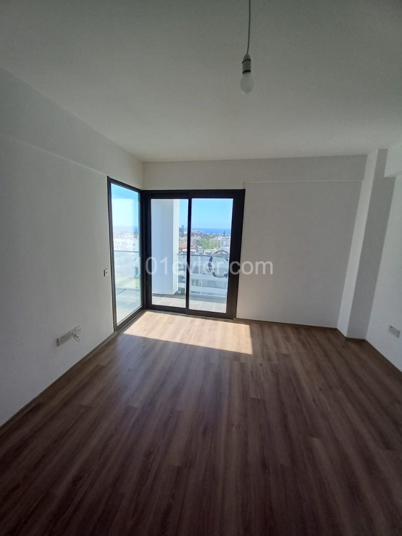 TÜRK KOÇAN ! GİRNE MERKEZ'DE 2+1  3+1  VE   PENTHOUSE  75.000 'STG BAŞLAYAN FİYATLARLA SATILIK DAİRELER