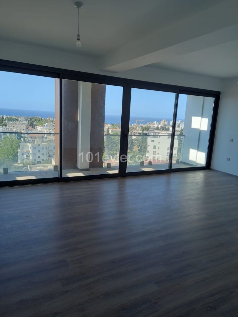 TÜRK KOÇAN ! GİRNE MERKEZ'DE 2+1  3+1  VE   PENTHOUSE  75.000 'STG BAŞLAYAN FİYATLARLA SATILIK DAİRELER