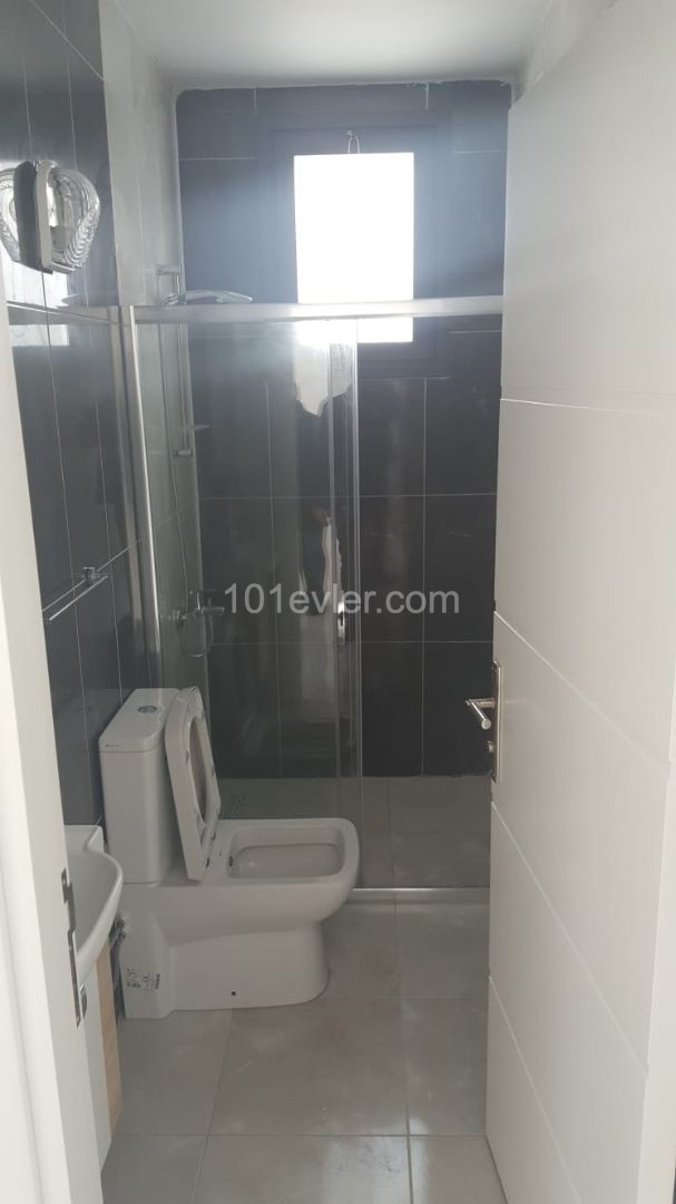 2+1 FLAT FOR SALE İN KYRENİA LAPHİTOS 