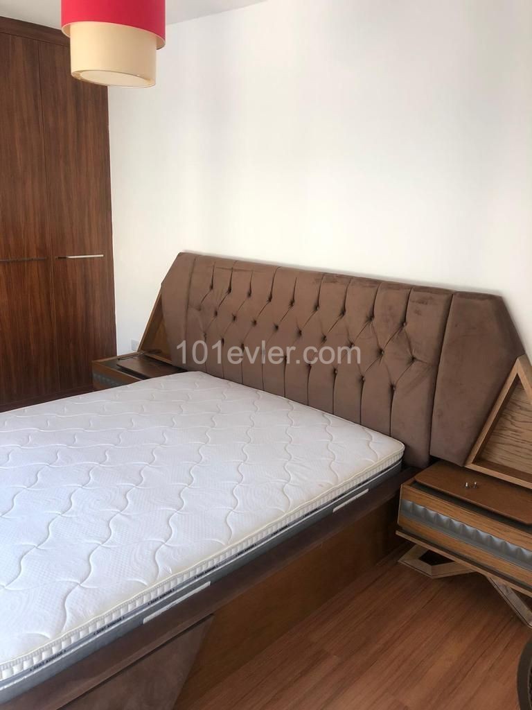 3+1 LUX PENTHOUSE FOR RENT IN THE CENTER OF KYRENİA