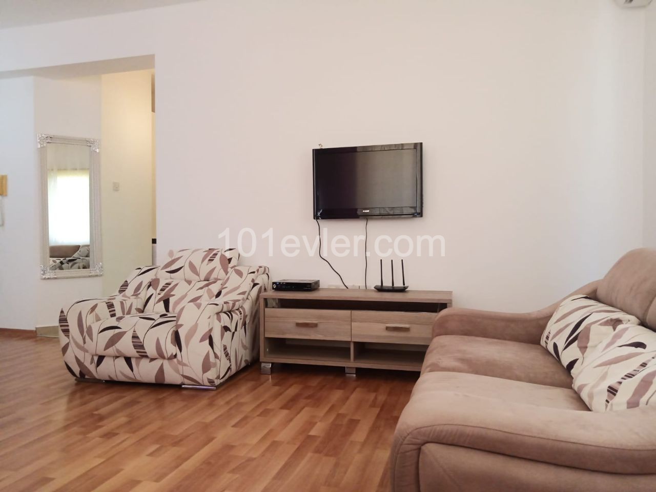 GİRNE MERKEZ'DE 3+1 FULL EŞYALI SATILIK DAİRE