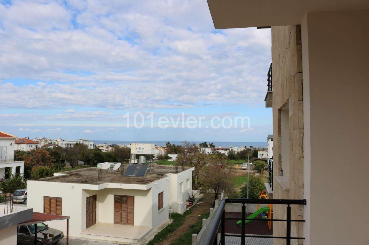 GİRNE ALSANCAK'TA 2+1 SATILIK DAİRE 