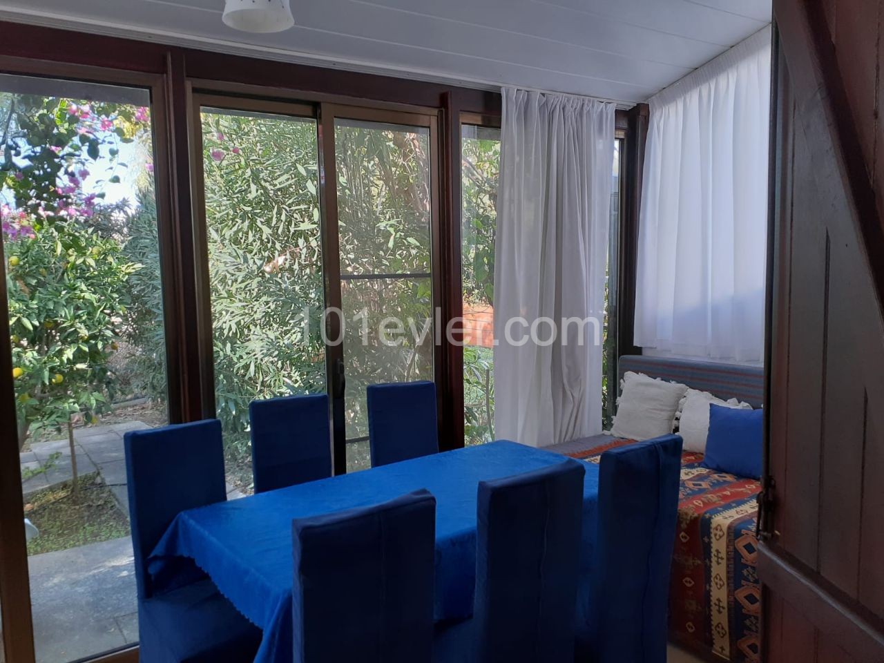 Girne Karaoğlanoglun 1 + 1 Bahçeli Loft Furnished Apartment for Sale