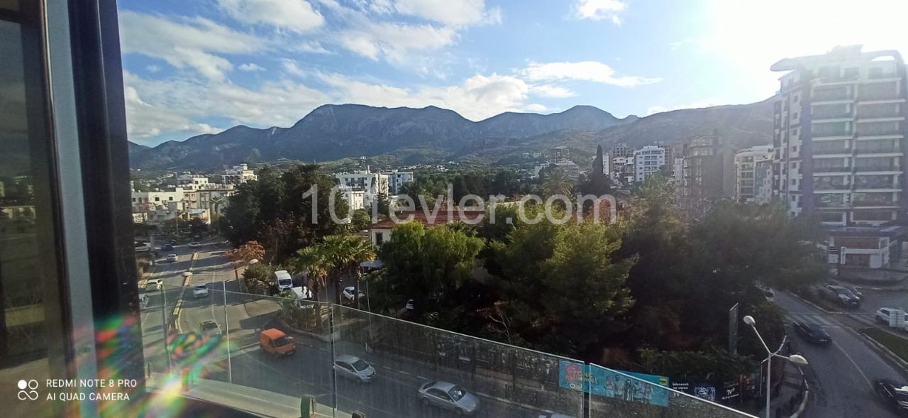 KYRENIA ZENTRUM DE 1+0 LU LLOGARA BÜRO ZUR MIETE OHNE GEPÄCK ** 