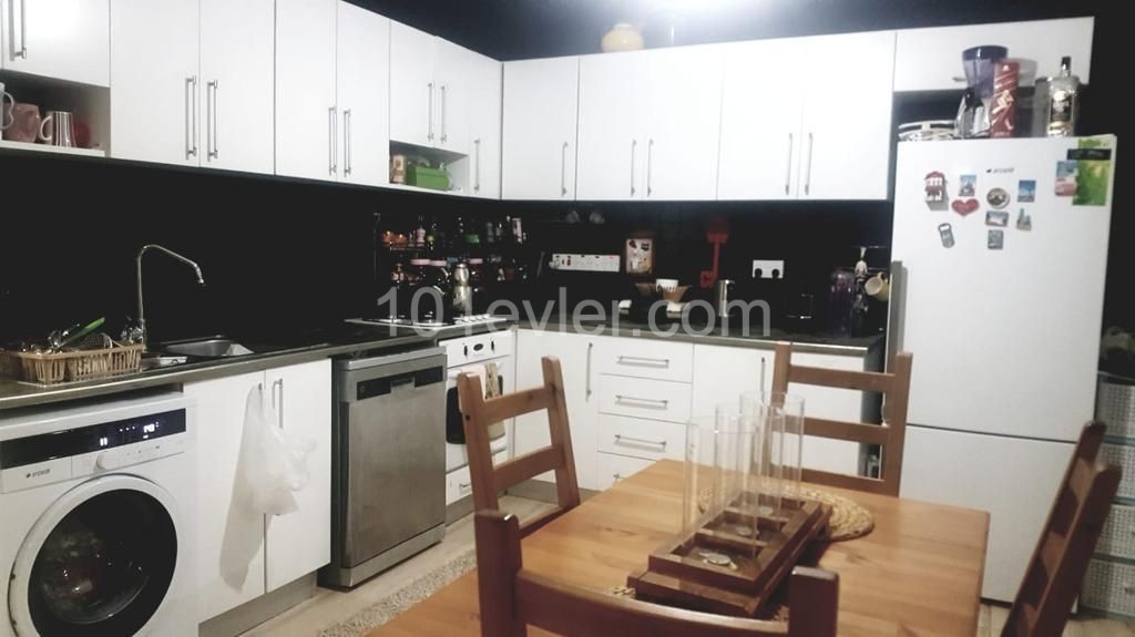 TURKISH TITLE ! 2+1 APARTMENT FOR SALE IN KYRENIA TÜRK MAHALLESİ 