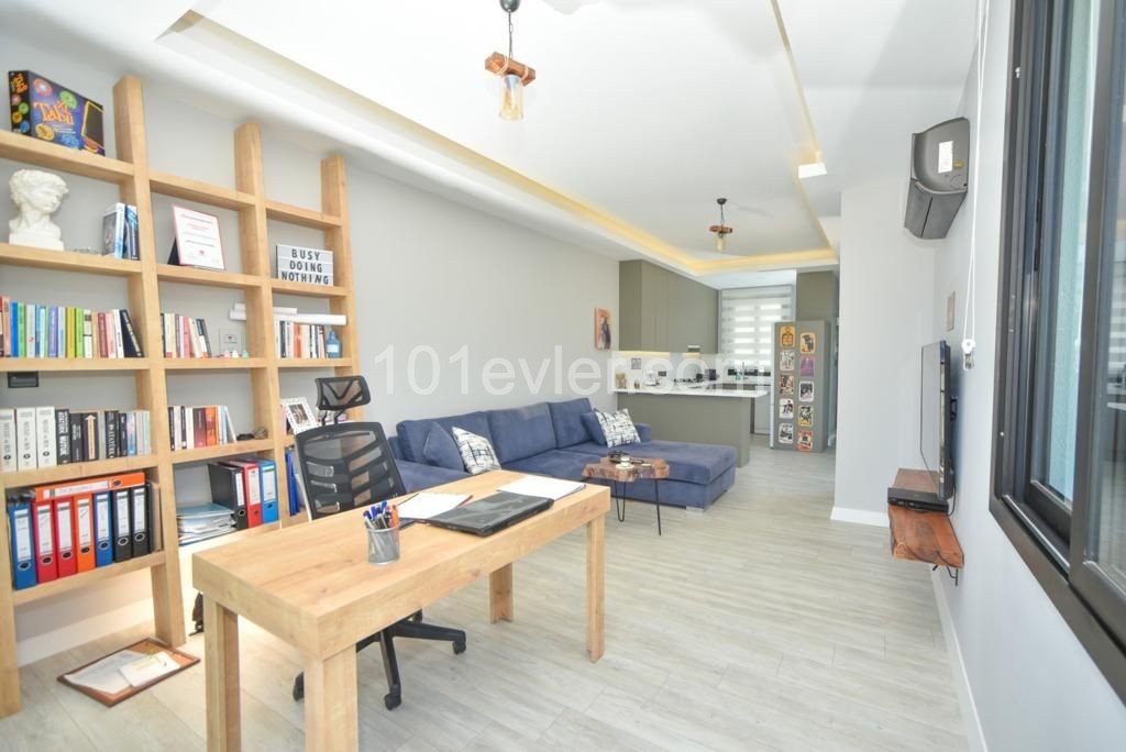 1+1 PENTHOUSE FOR SALE IN KYRENIA KARAOĞLANOĞLU WALKING DISTANCE TO THE SEA