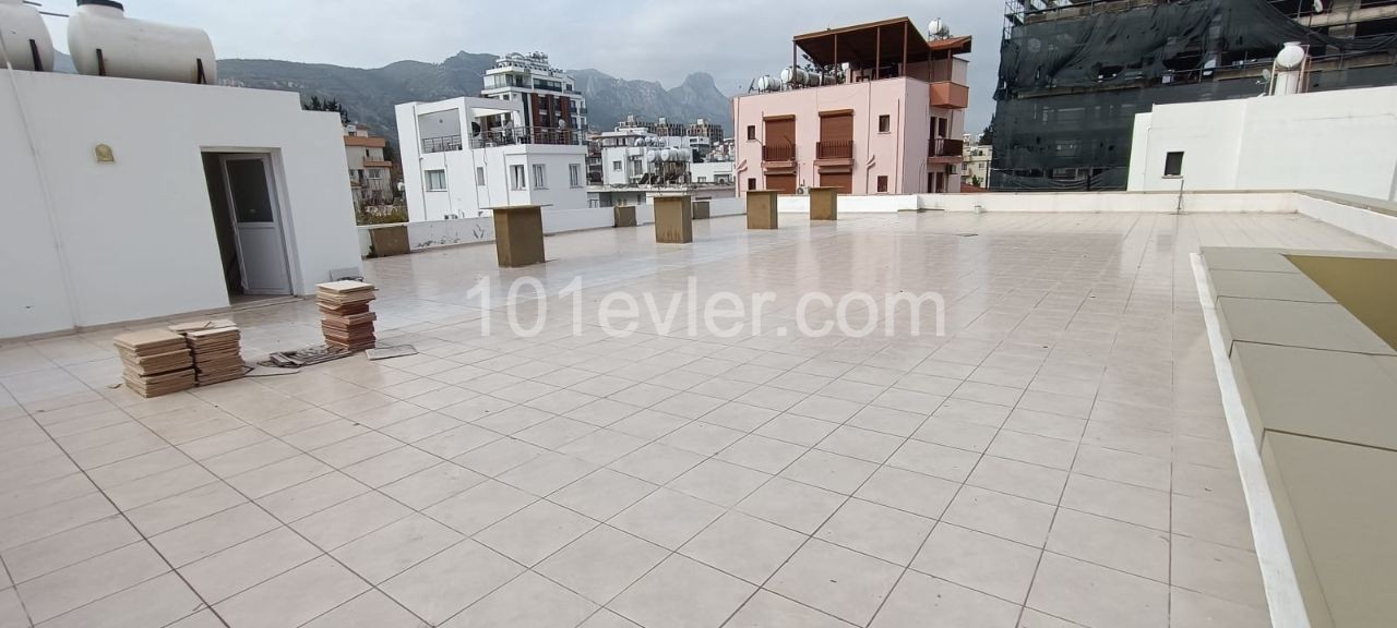 150 M2 SHOP FOR RENT IN KYRENIA